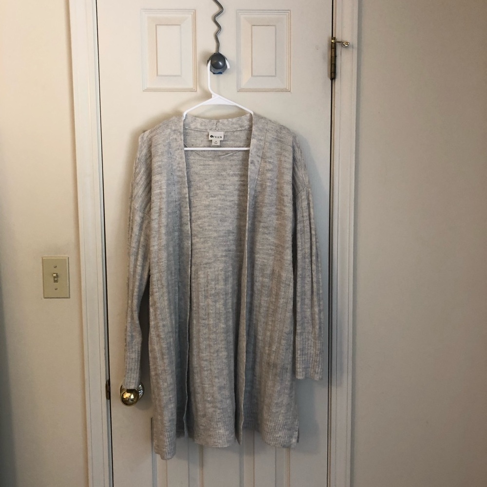 Stylus Cardigan
